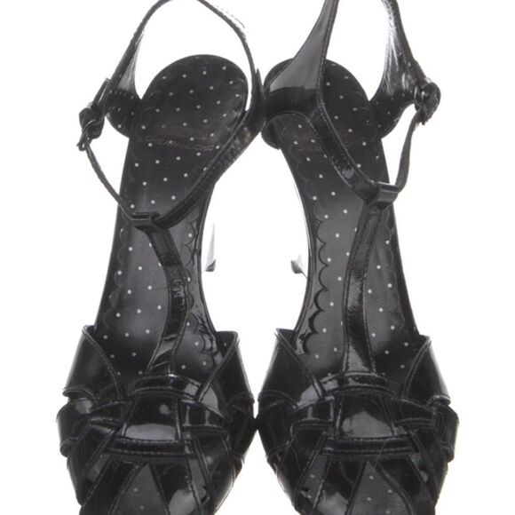 Vintage Moschino Strappy heels IT 39.5 or 9.5 from the Cheap & Chic line - Picture 3 of 5